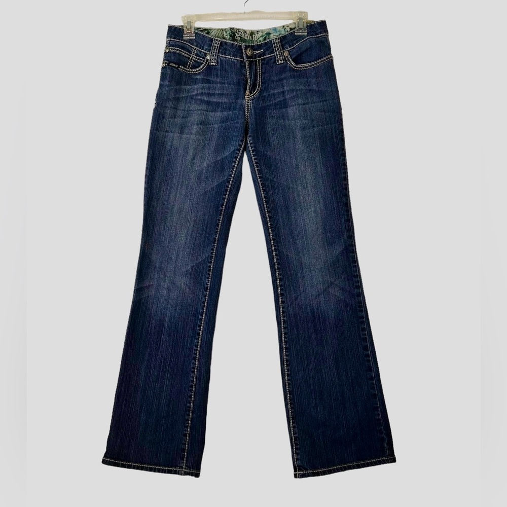 Adikto Jeans Women’s Waist is 6W/ 29 Inseam 33  98% Cotton 2% Spandex RN 100306